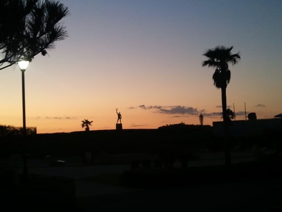 2011-11-26 06.08.50.jpg